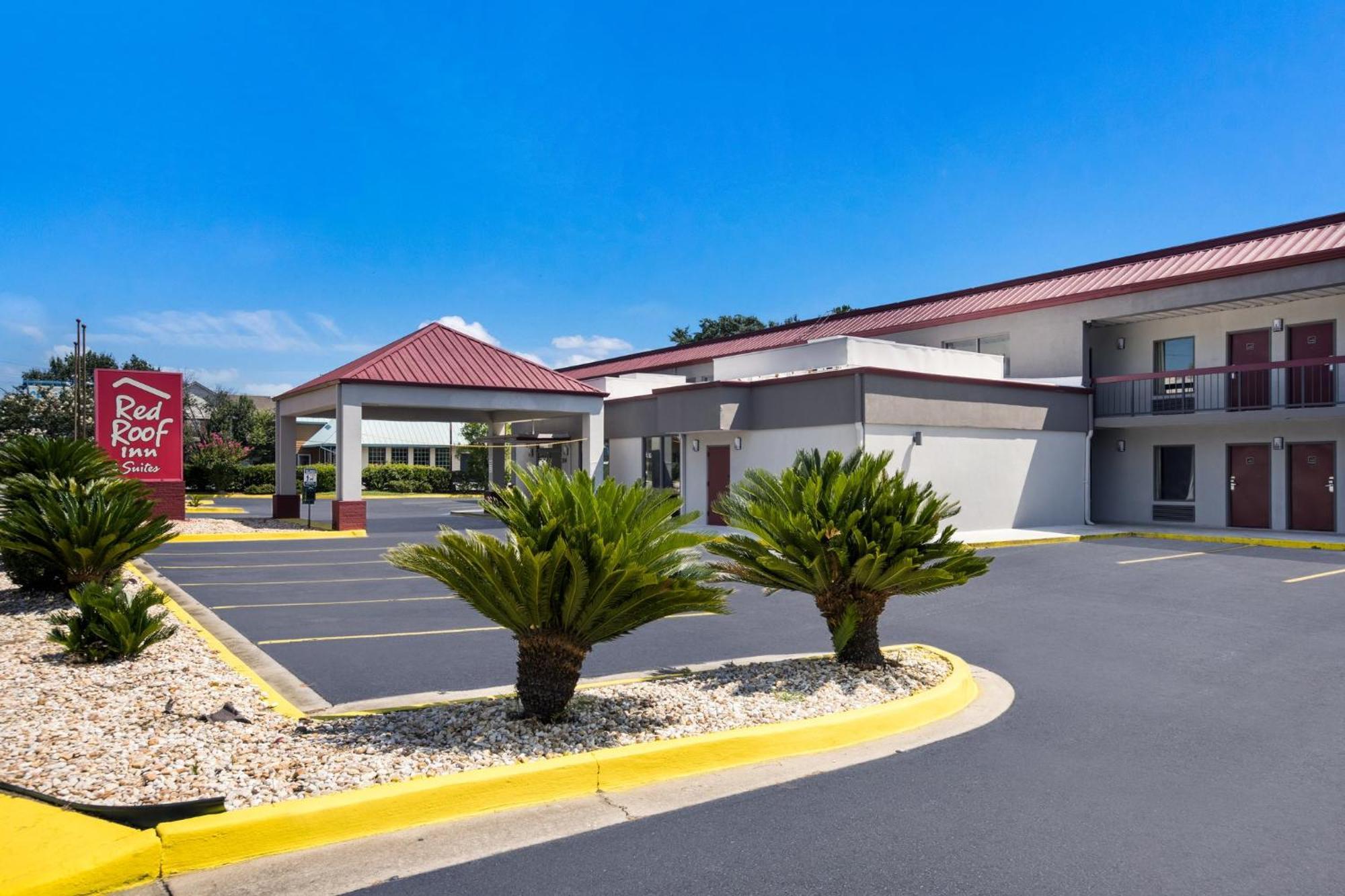 Red Roof Inn & Suites Statesboro - University Exterior foto